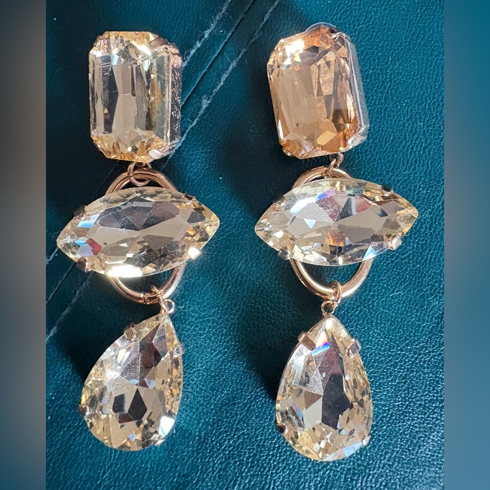 Elegant Gold Crystal Earrings